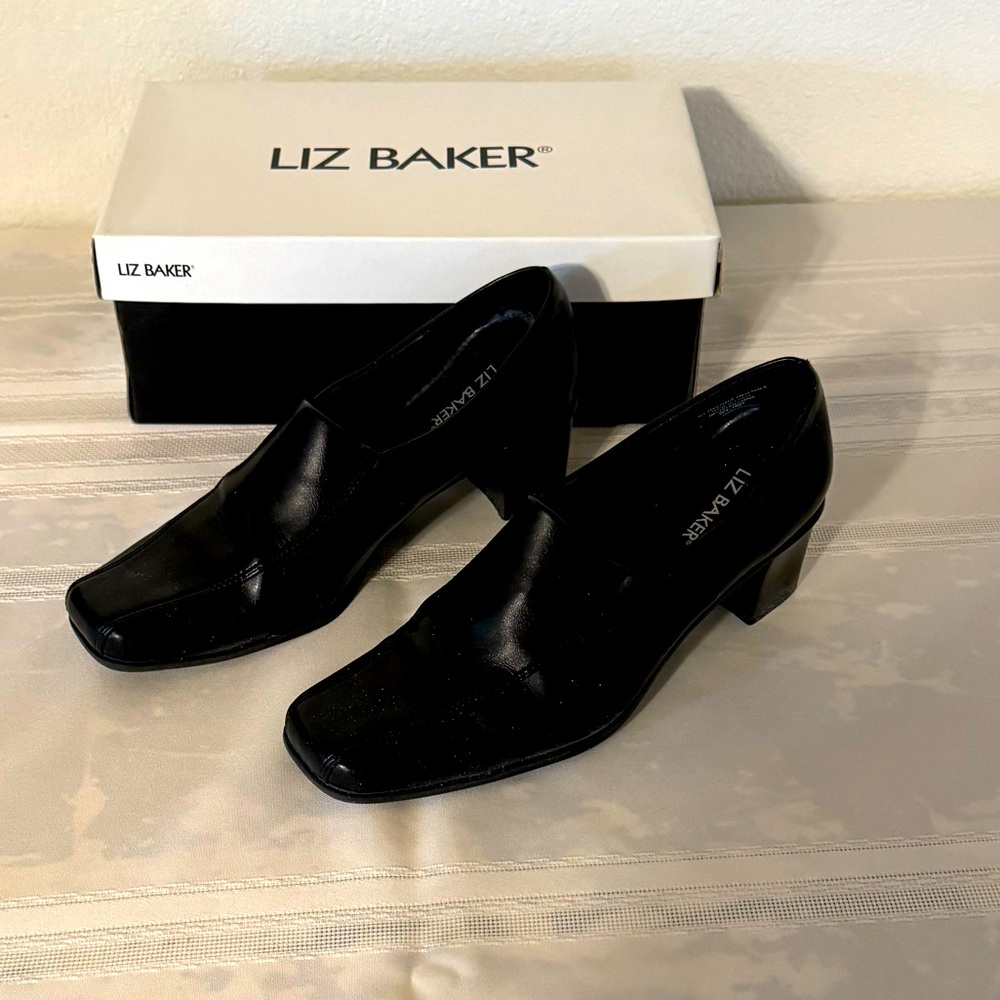 ! Liz Baker “Millie” 8 NWT black
